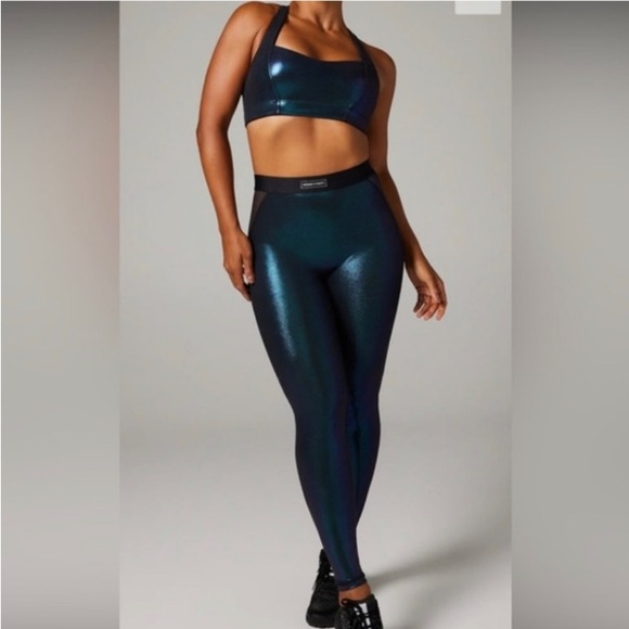 Fenty Savage Two pc - Picture 2 of 9